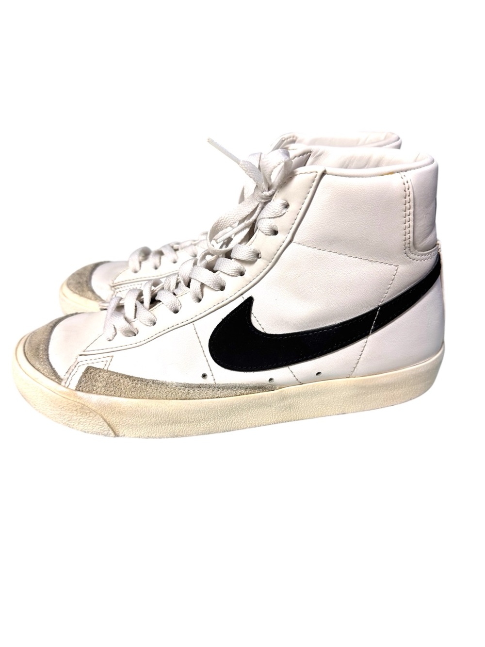 NIKE White/Black Blazer Mid ‘77 Sneakers Sz 8 $110